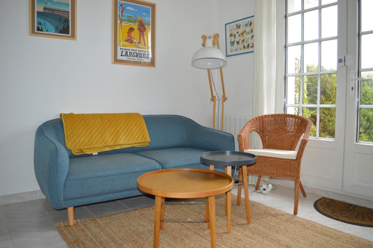 Triplex avec jardinet - wifi - à 400m de la plage Courseulles-sur-Mer Esterno foto